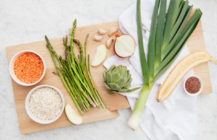 7 Reasons to Get Prebiotics in Your Diet — Plus Best Sources 7 Reasons to Get Prebiotics in Your Diet — Plus Best Sources